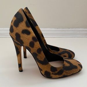 Giambattista Valli Leopard Print Pumps
